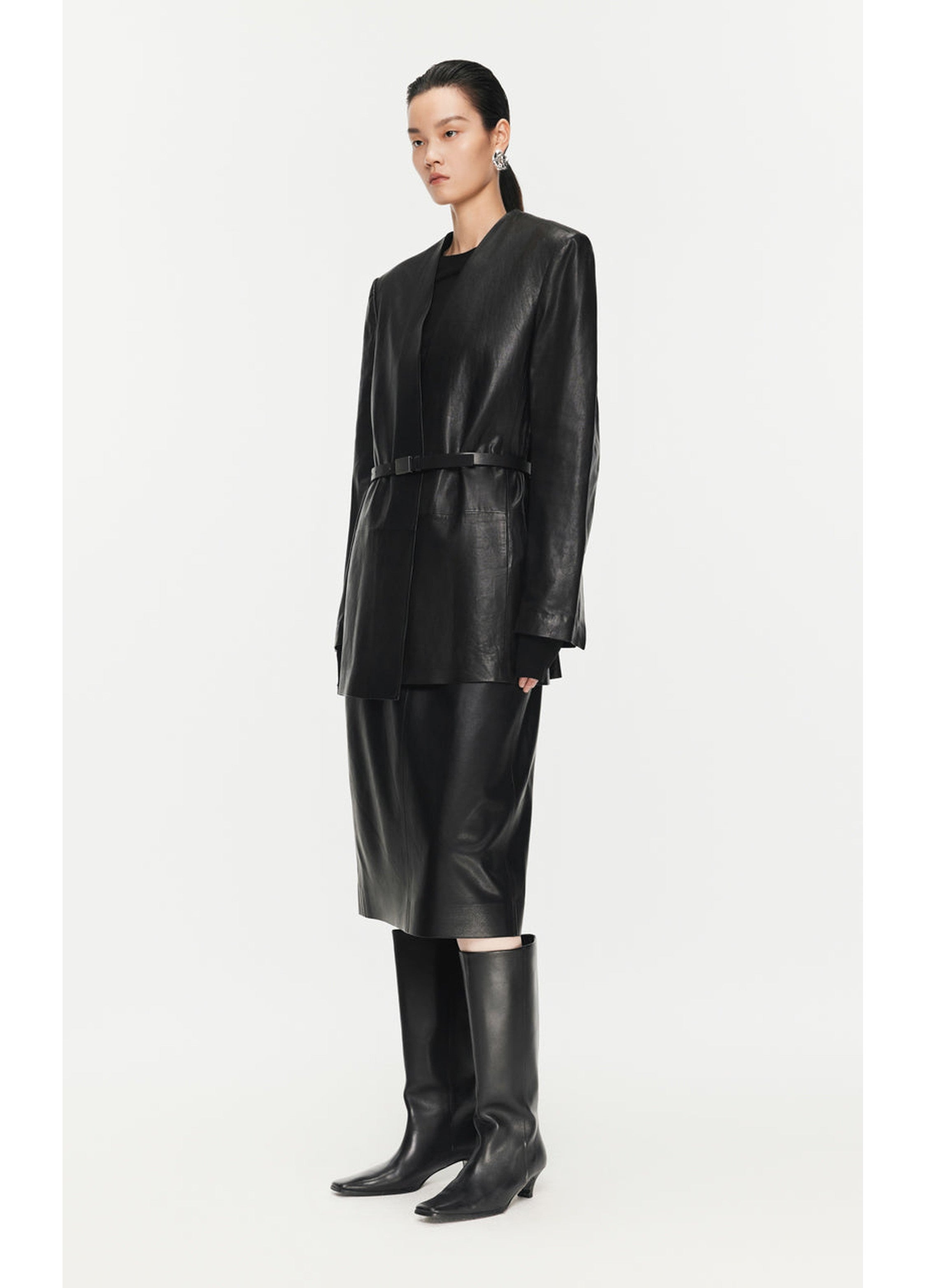 mid size PU waist skirt