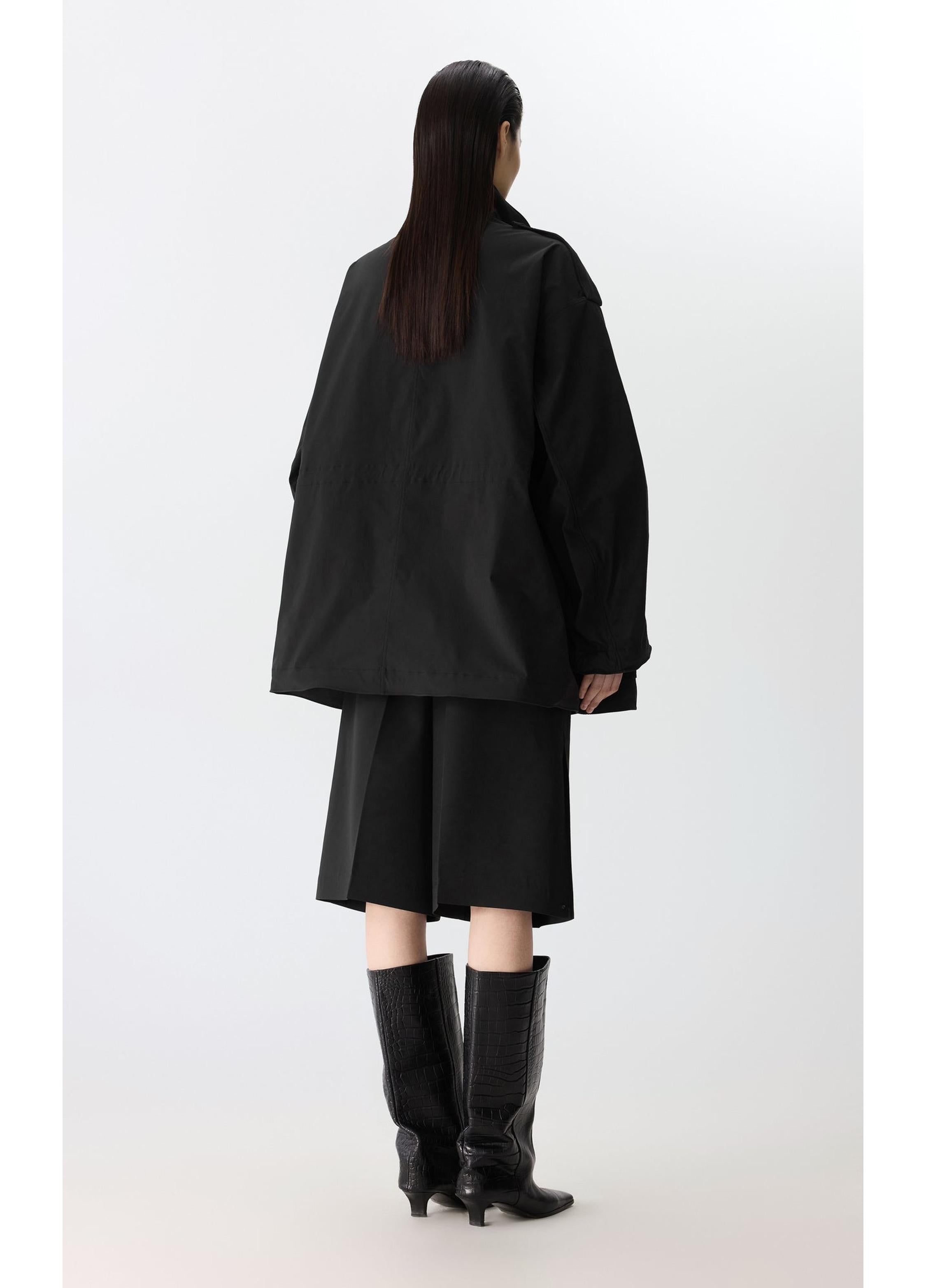 Oversized Shapeable Bone-Fish Hybrid Jacket